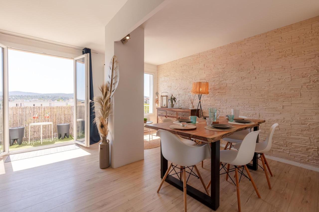 Le Blue Sea - Appt Classe 3 Etoiles A 650M De La Plage Le Lavandou Zewnętrze zdjęcie